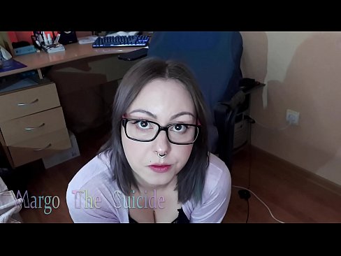 ❤️ სექსუალური გოგონა სათვალეებით ღრმად იწოვს დილდოს კამერაზე სექს ვიდეო ჩვენთან ka.courseclass.ru
